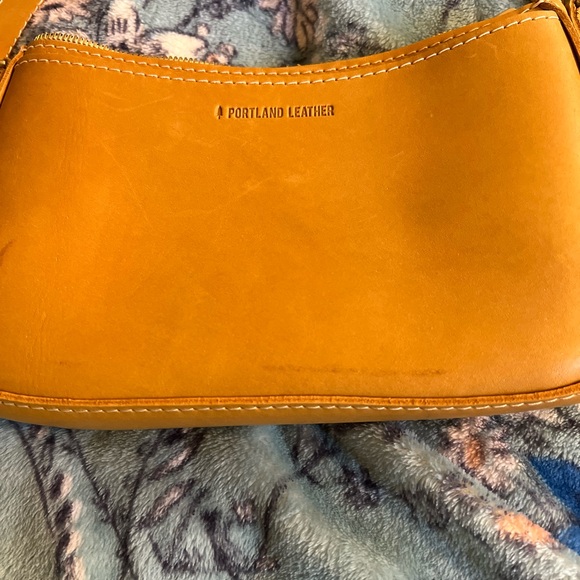 Portland Leather Lucy Shoulder Bag, Sunflower - Picture 2 of 5